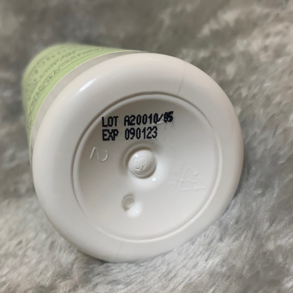 Coconut Body Lotion - 200mL - Picture 3 of 3